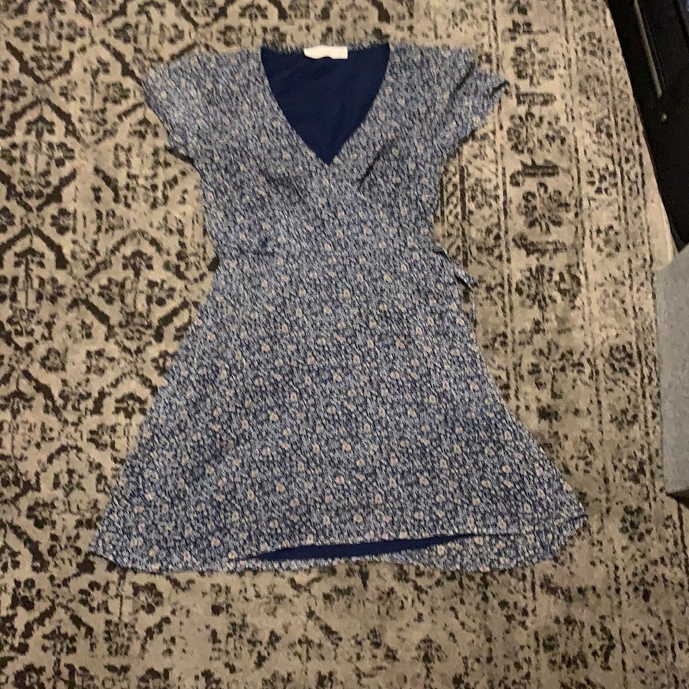 Beautiful abercrombie dress with flowers